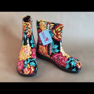 NWT Alegria Rain Boots